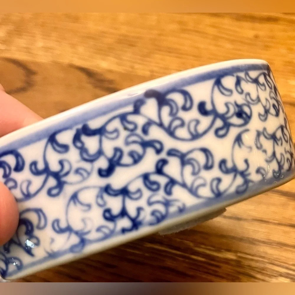 Vintage Chinoiserie Blue White Porcelain Heart Trinket Box Lotus